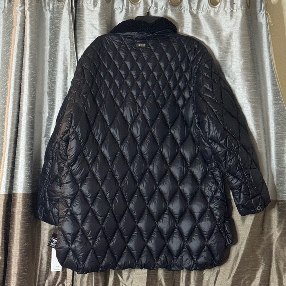 Calvin Klein plus size puffer jacket - Picture 2 of 9